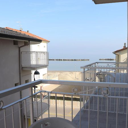 Hotel Barca D'Oro Bellaria-Igea Marina Exterior photo