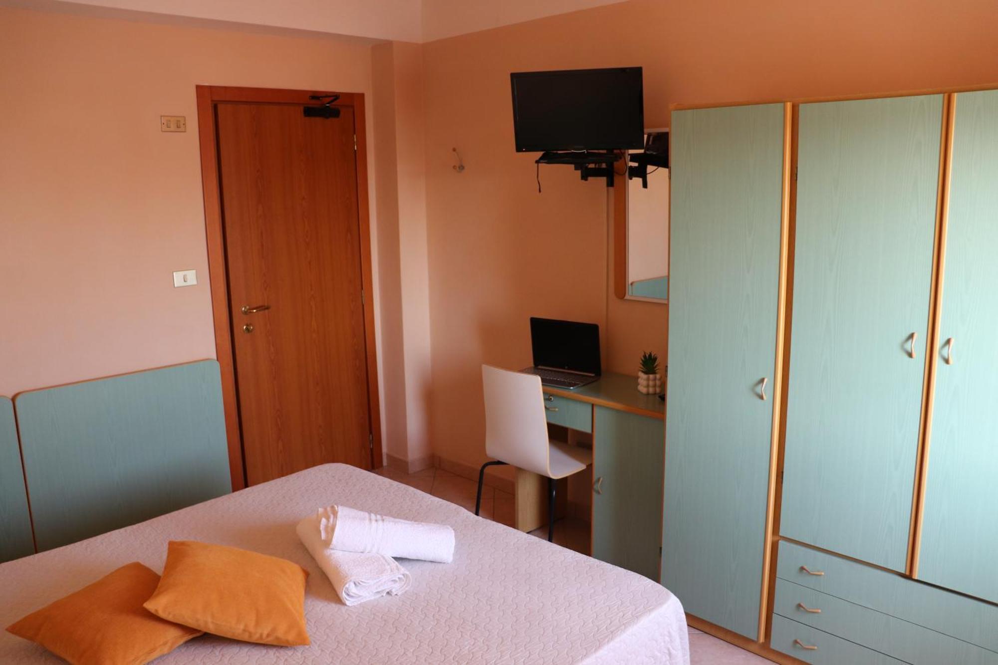 Hotel Barca D'Oro Bellaria-Igea Marina Exterior photo